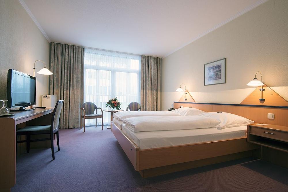 Hotel Dampfmuehle Нойкирхен-Флюн Екстериор снимка