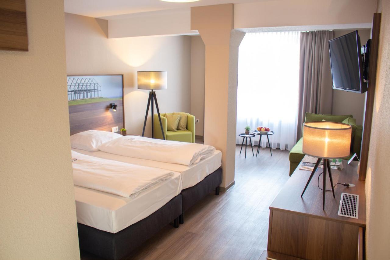 Hotel Dampfmuehle Нойкирхен-Флюн Екстериор снимка